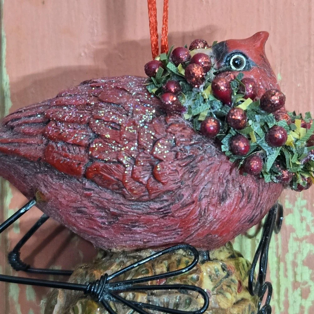 Christmas Cardinal Hanging Ornament  Pinecone Wreath Ribbon Bird‎ Holiday Decor